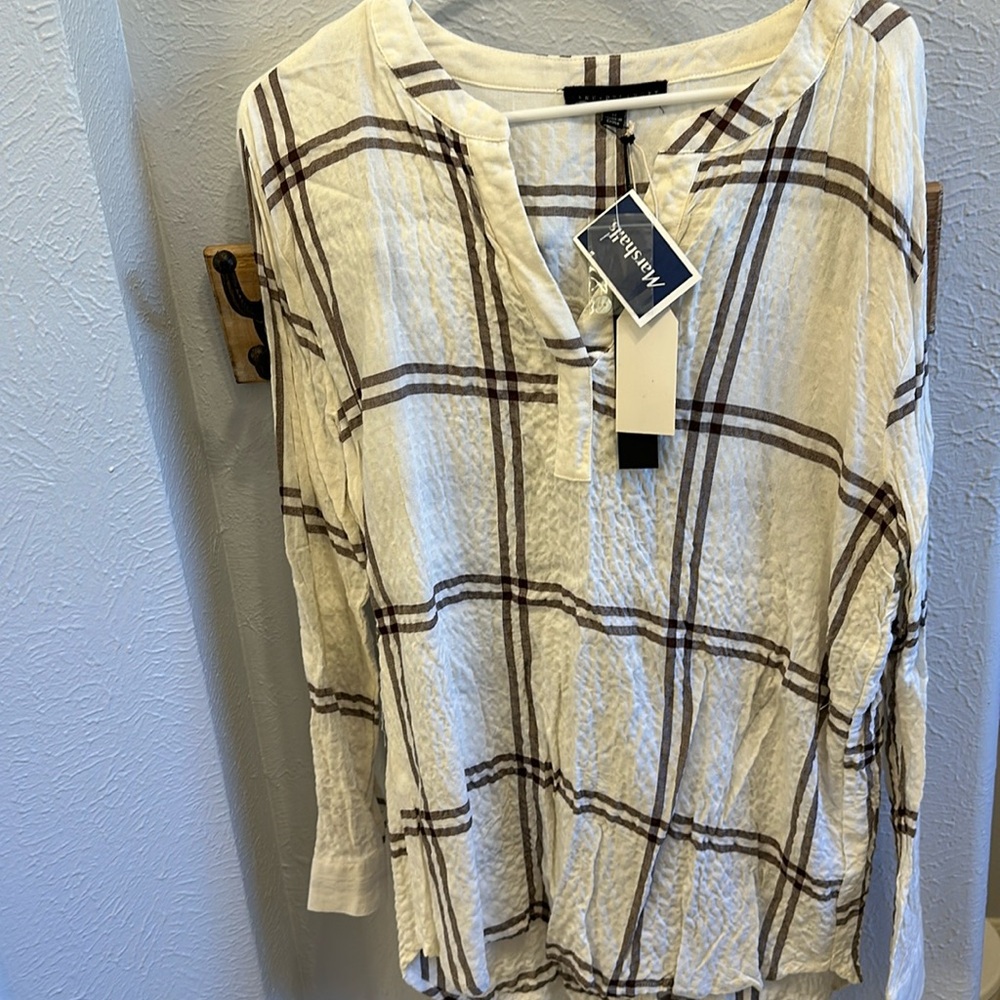 NWT light weight tunic top